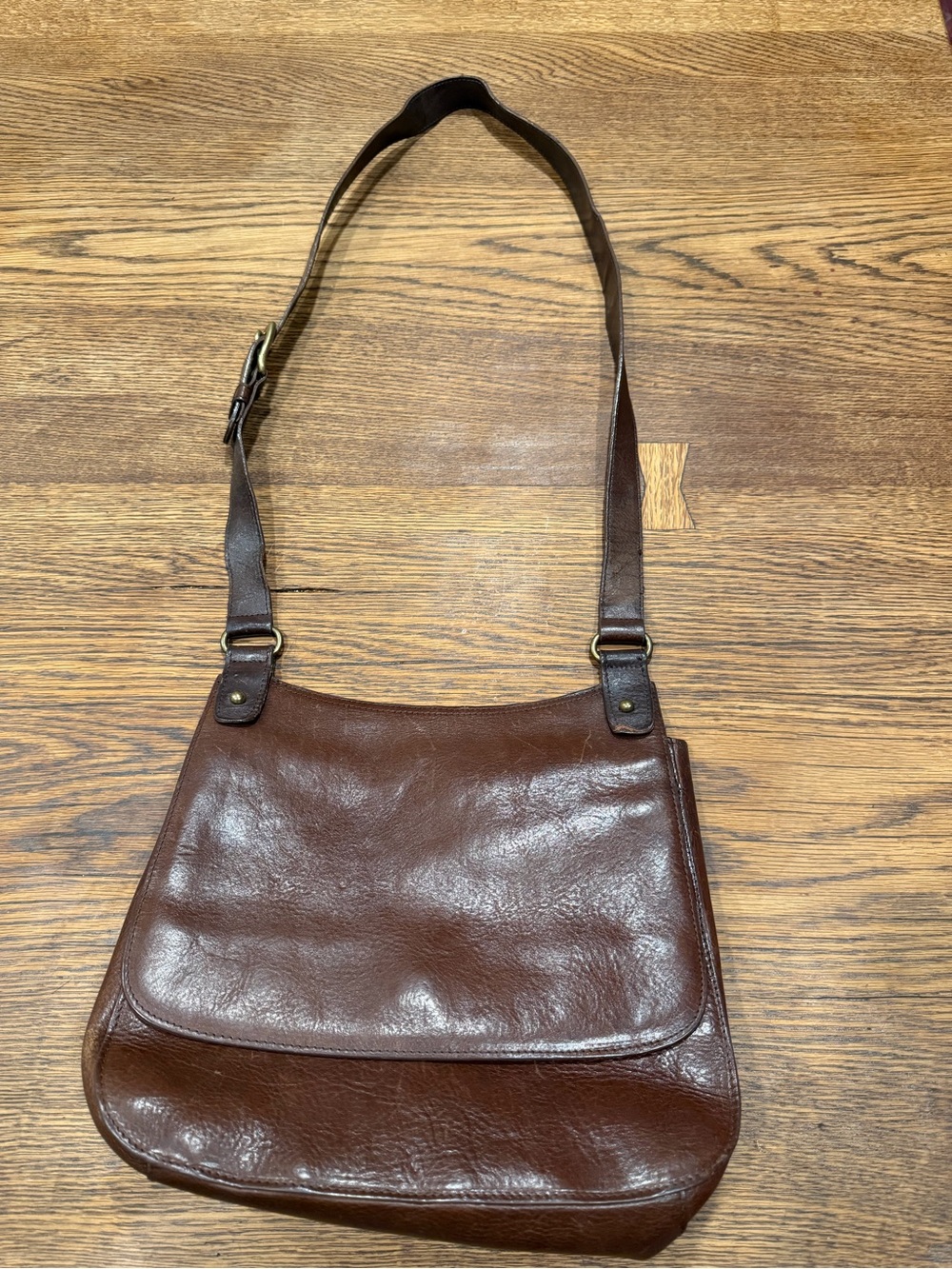Classic Brown Leather Fossil Crossbody Shoulder Bag